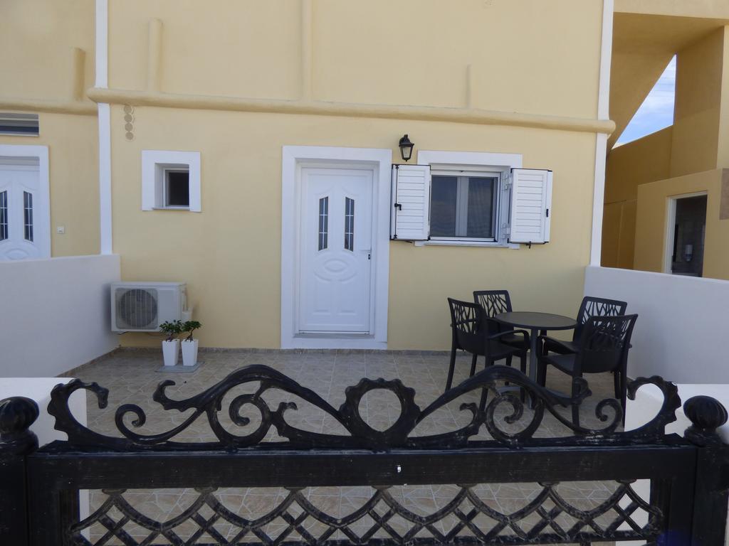 Rampelia Apartments Imerovigli  Room photo